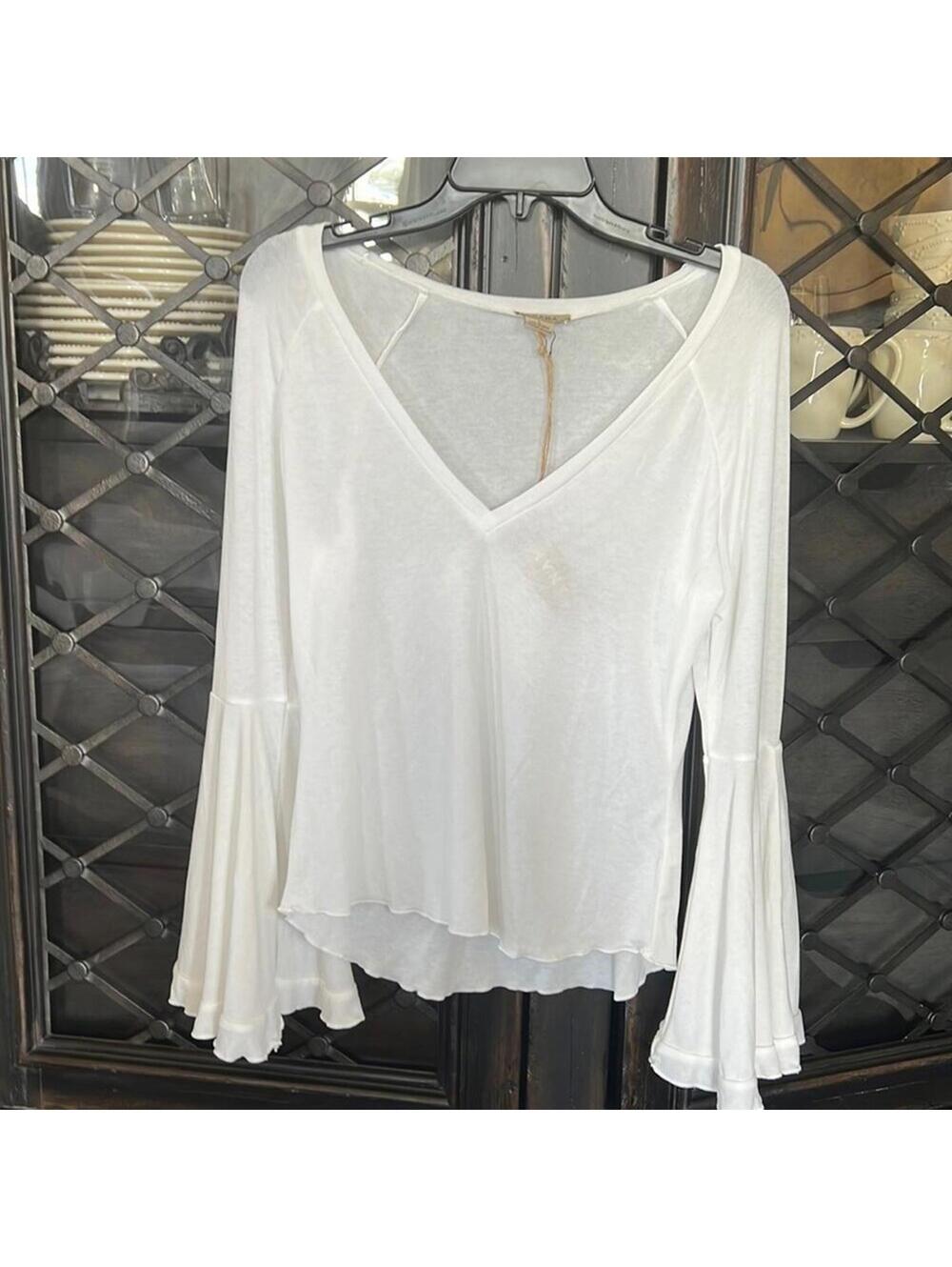 Anama | Women's Cream Bell Sleeve Blouse | Size Large | NWT | 0551